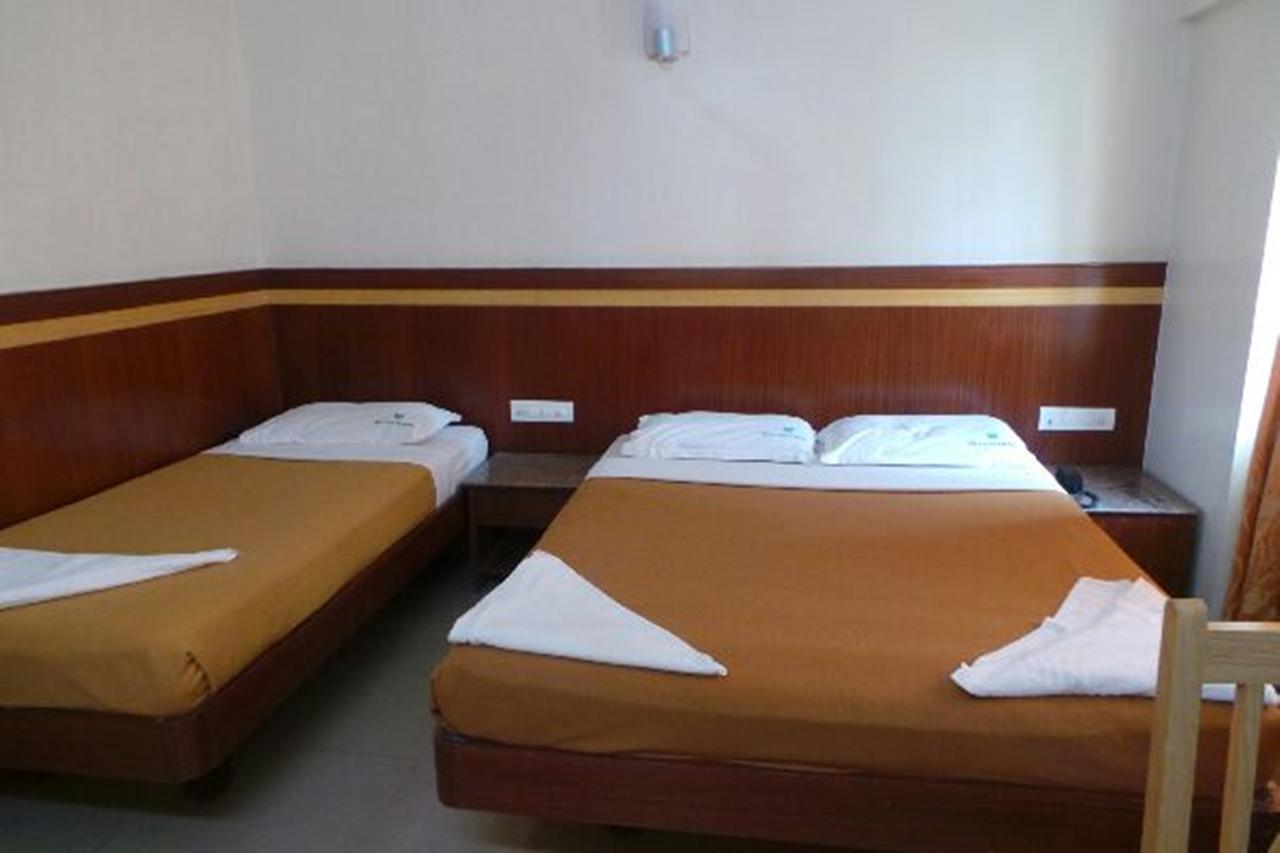 Mlc Gateway Deluxe Inn บังกาลอร์ ภายนอก รูปภาพ