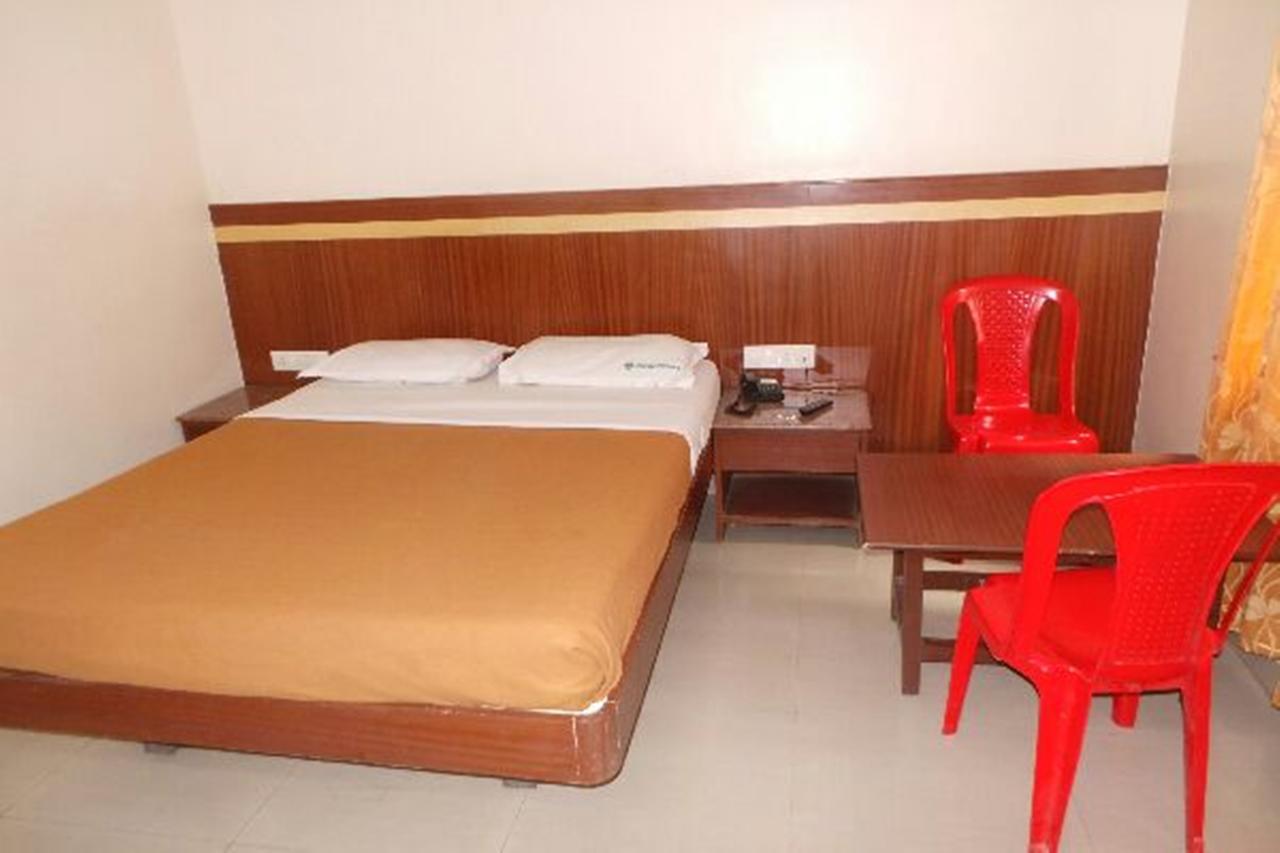 Mlc Gateway Deluxe Inn บังกาลอร์ ภายนอก รูปภาพ