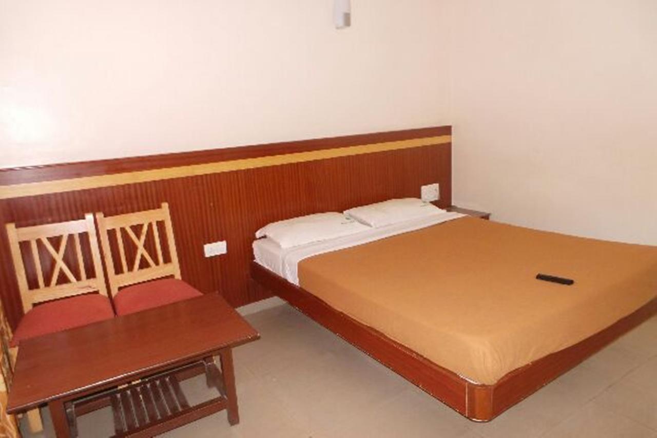 Mlc Gateway Deluxe Inn บังกาลอร์ ภายนอก รูปภาพ